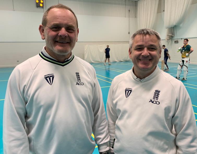 Umpires Jon Willington and Neill Crawshaw